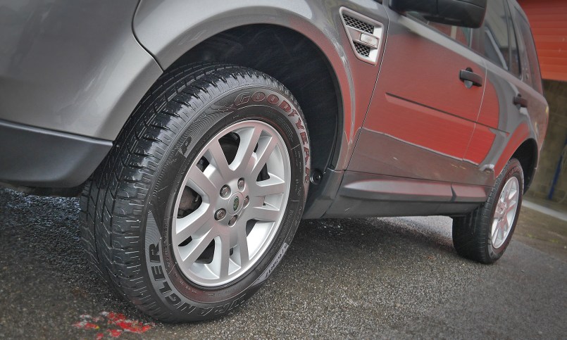 Landrover Freelander wheels cleaned and dressed
