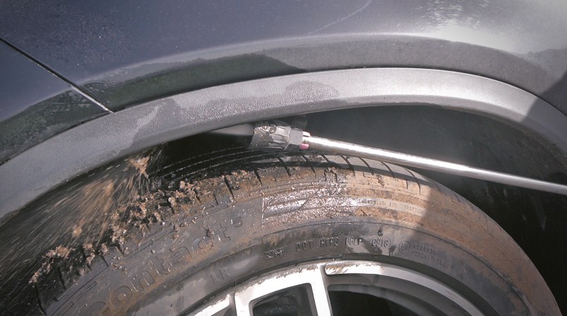 Pressure Wash Wheel Arch